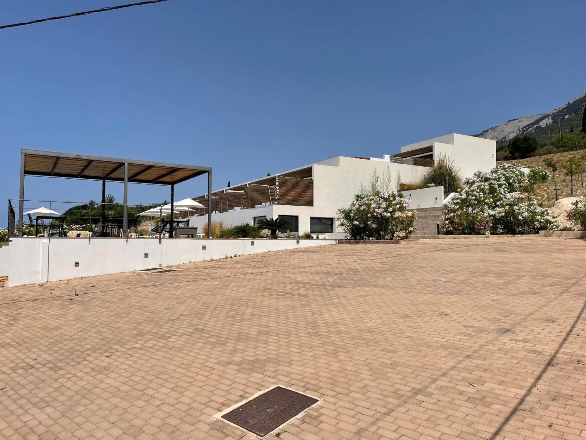 Kefalonian Escape Suites Valeriános Exterior photo